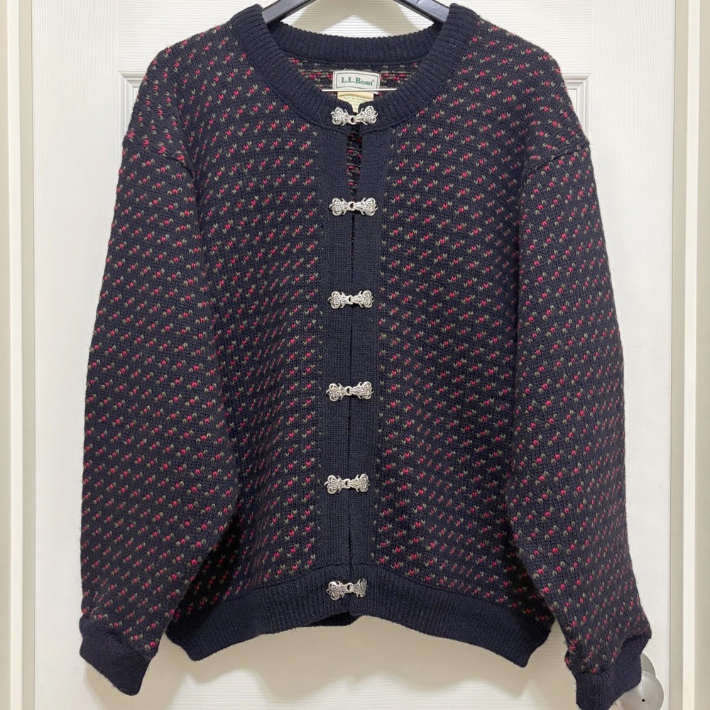 LL Bean Vintage Norwegian Wool Cardigan Sweater XL Navy Birdseye Metal Clasp